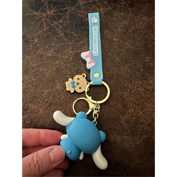 Cinnamoroll Keychain/Bagclip  - Picture 4 of 5